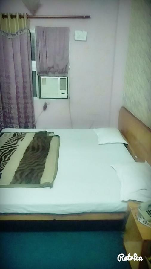 New Crown Hotel Indore Exterior photo