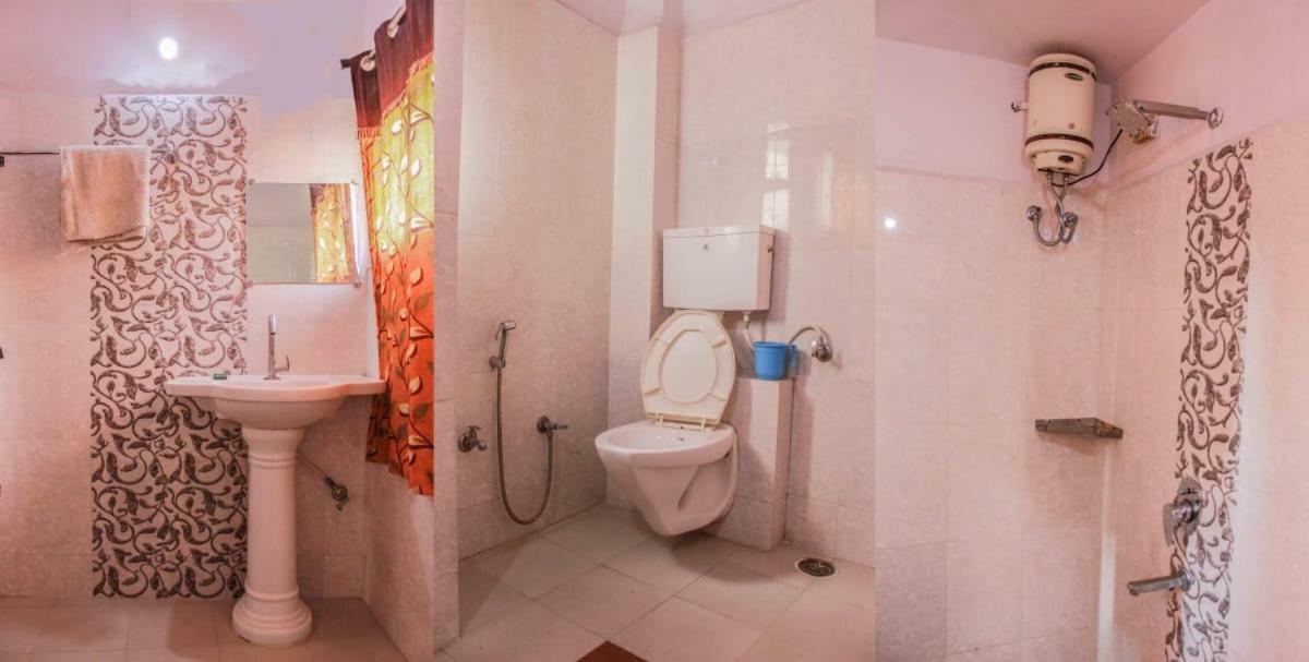 New Crown Hotel Indore Exterior photo